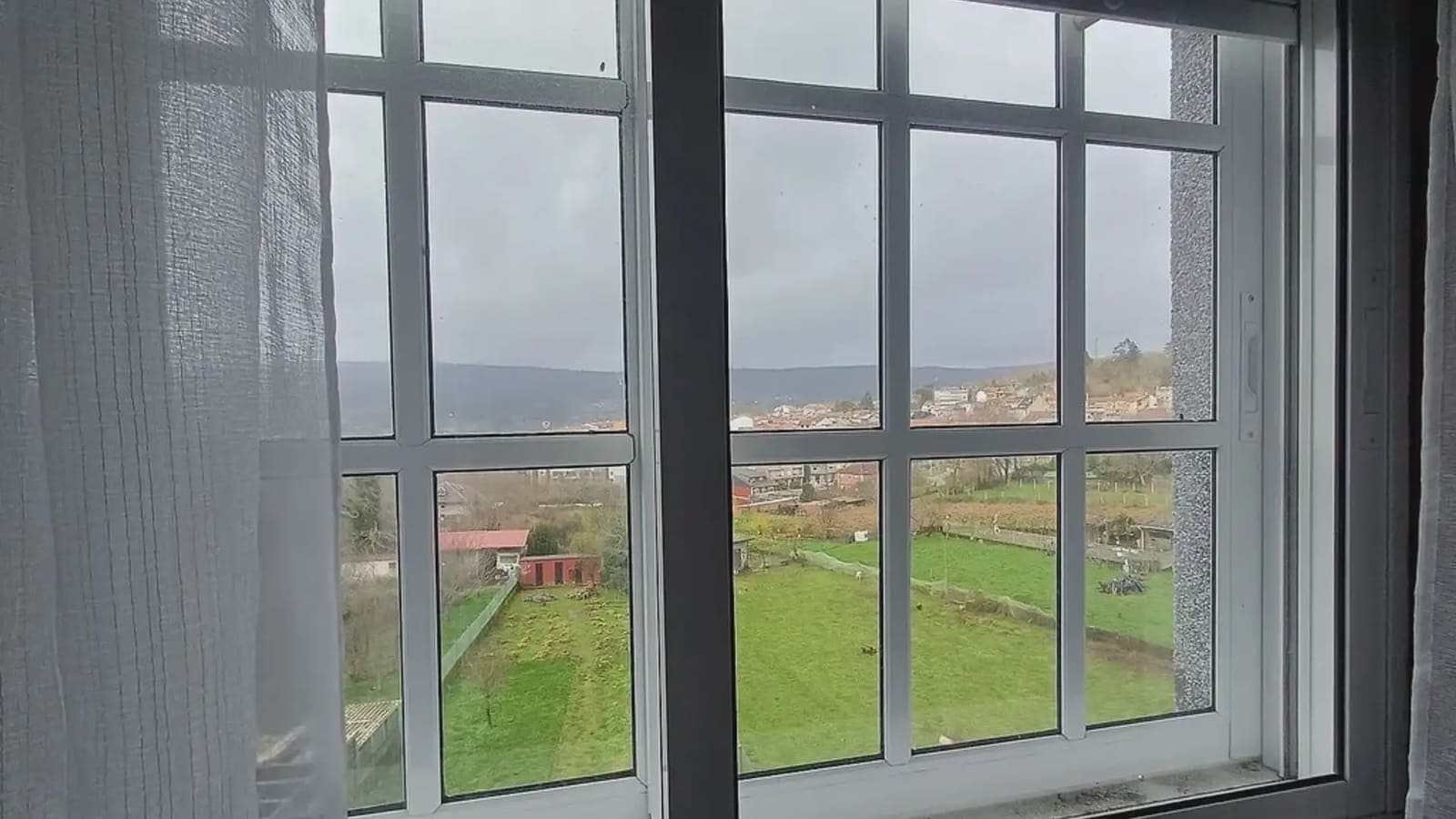 Ático de 2 habitaciones en A Cañiza en venta - 99.000 € (Ref: 9745843)