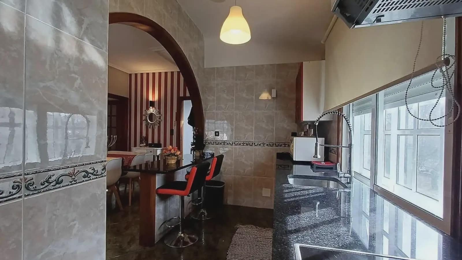 Ático de 2 habitaciones en A Cañiza en venta - 99.000 € (Ref: 9745843)