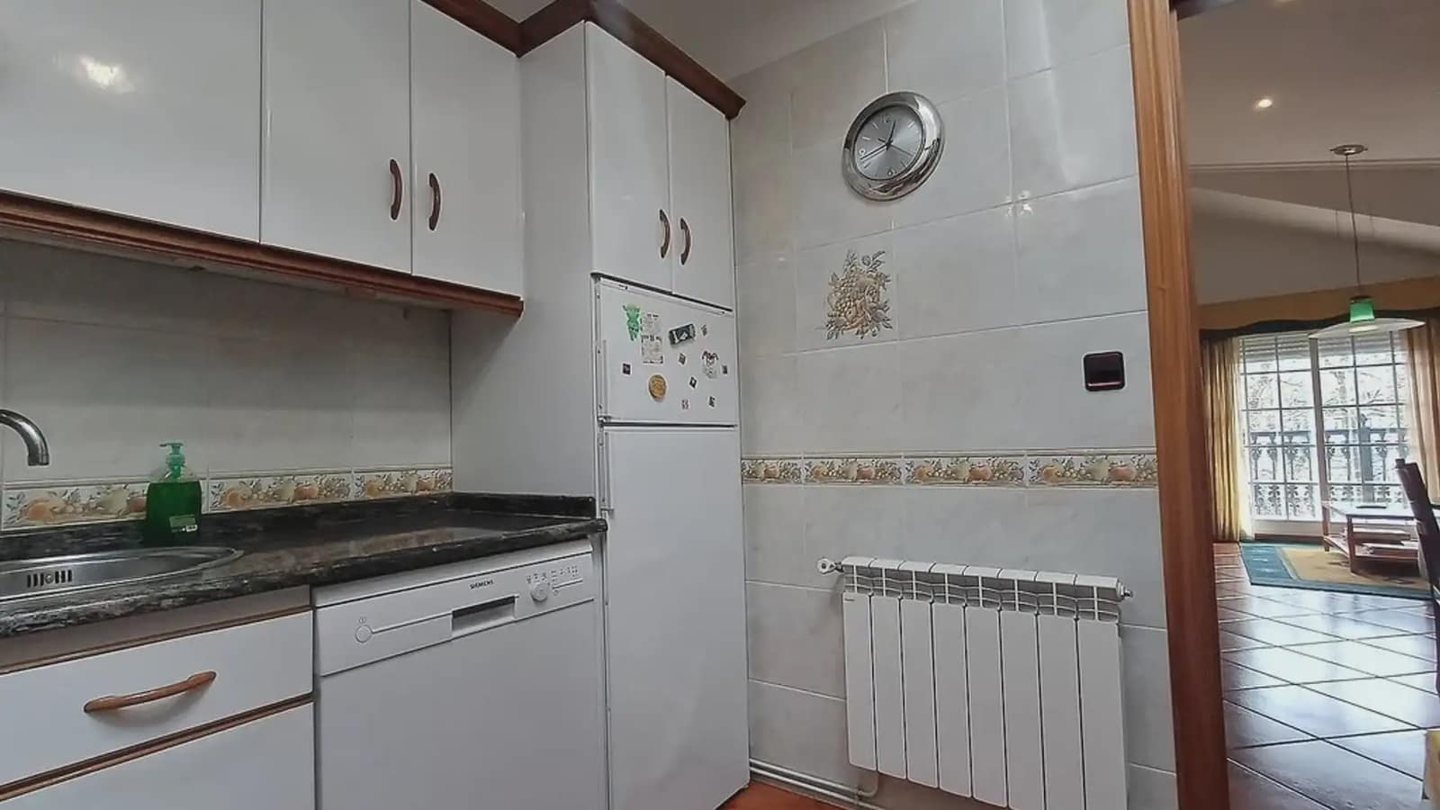 Ático de 2 habitaciones en A Cañiza en venta - 99.000 € (Ref: 9745844)