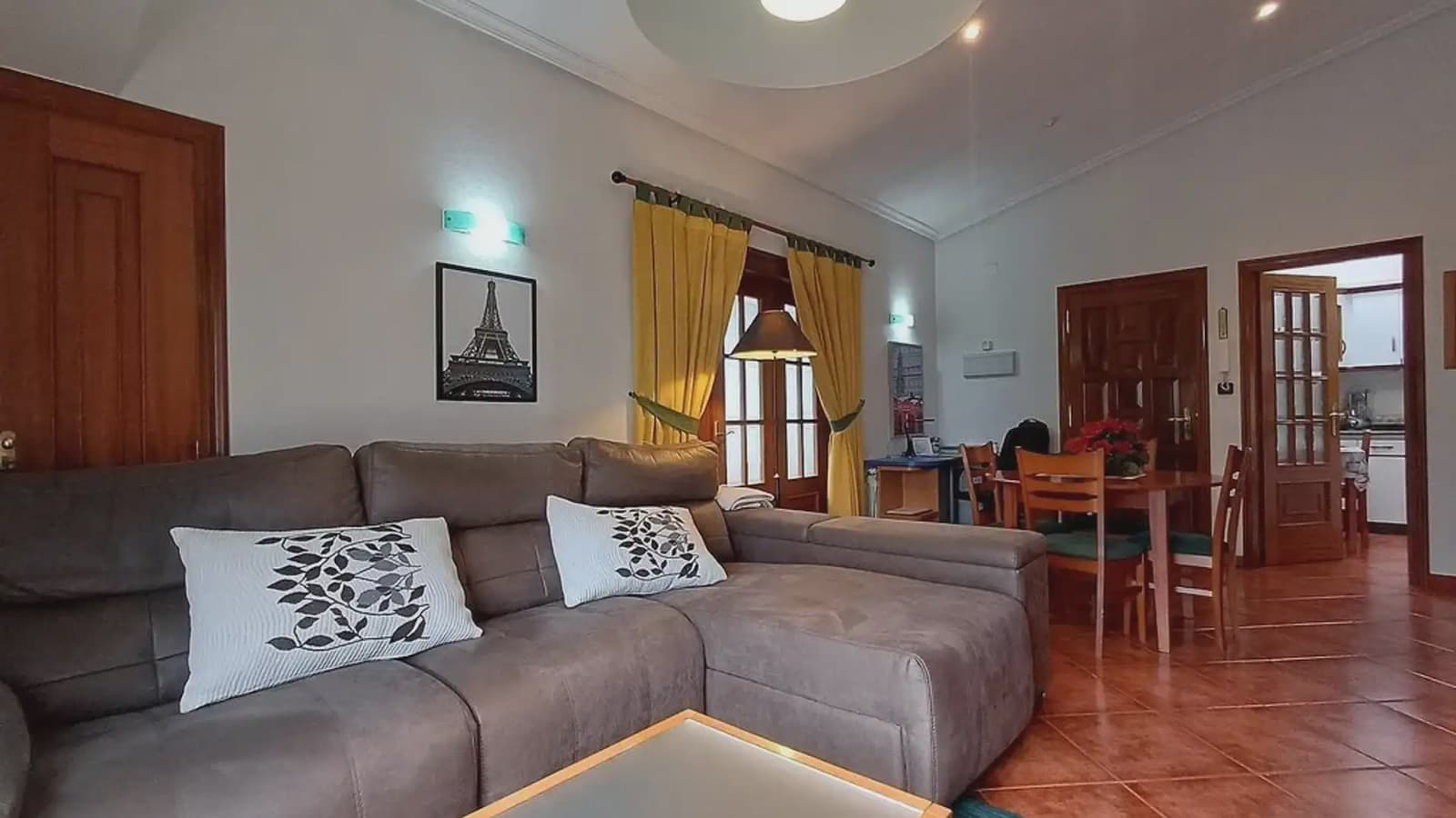 Ático de 2 habitaciones en A Cañiza en venta - 99.000 € (Ref: 9745844)