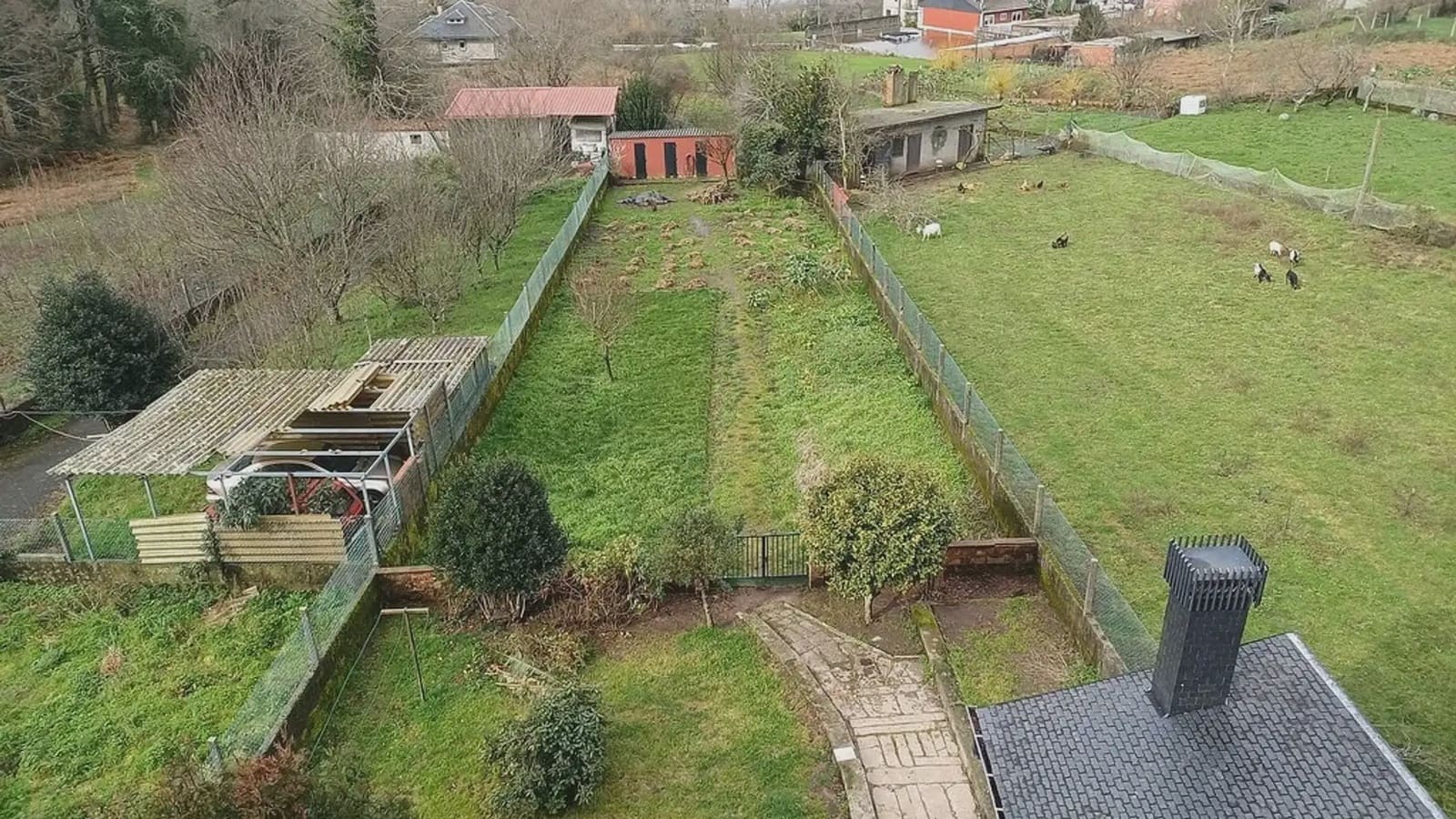 Ático de 2 habitaciones en A Cañiza en venta - 99.000 € (Ref: 9745844)