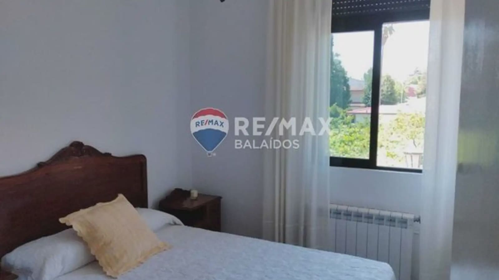 3 bedroom Semi-detached Villa for sale in Tui with garage - € 250,000 (Ref: 9745906)