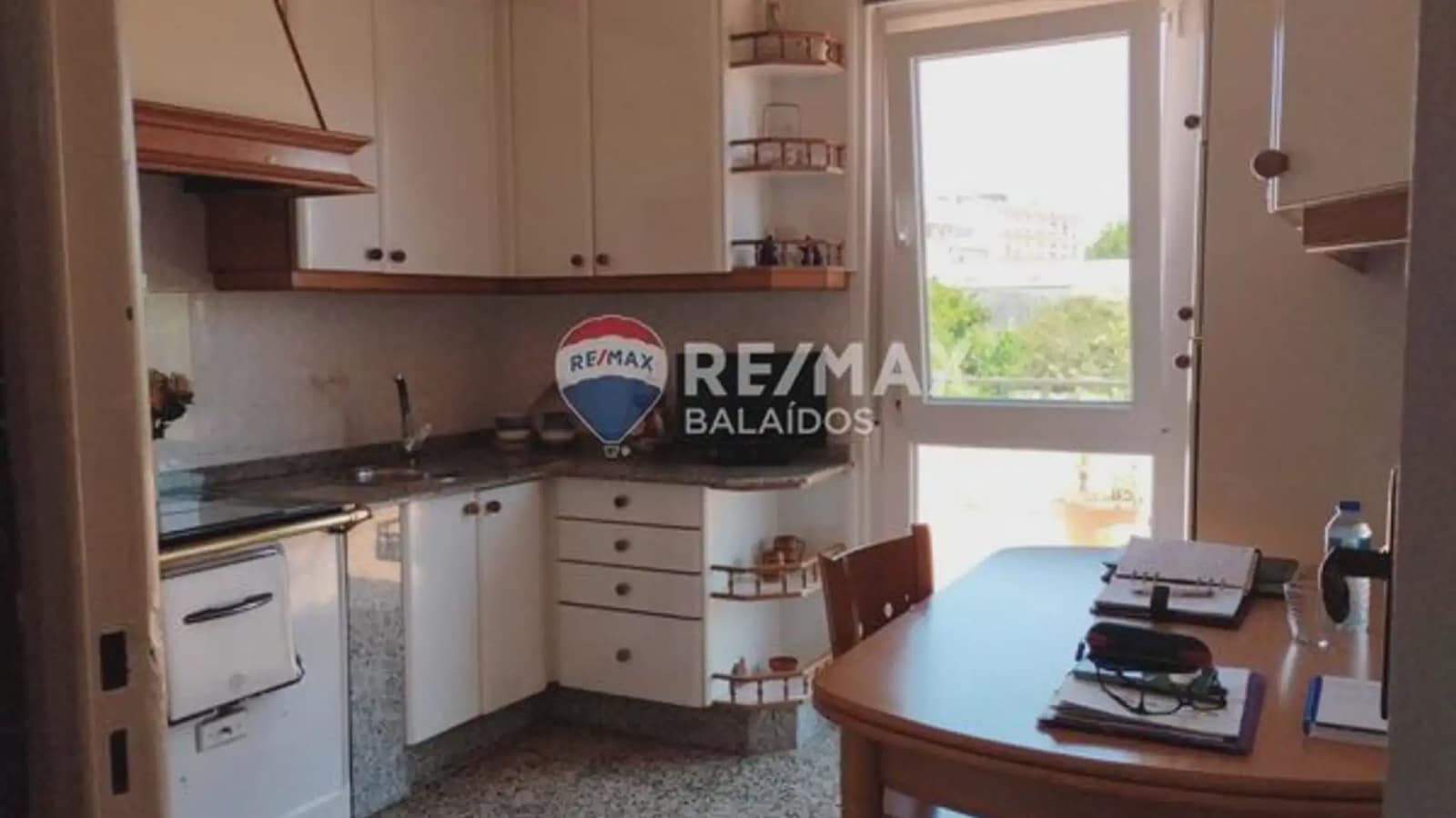 3 bedroom Semi-detached Villa for sale in Tui with garage - € 250,000 (Ref: 9745906)