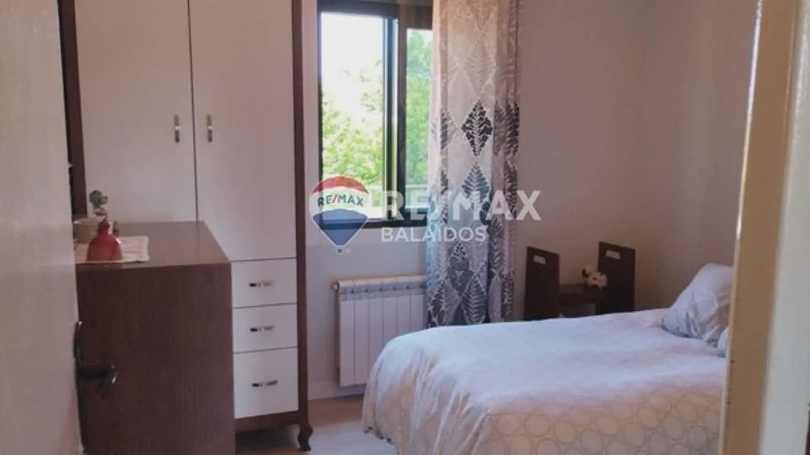 3 bedroom Semi-detached Villa for sale in Tui with garage - € 250,000 (Ref: 9745906)