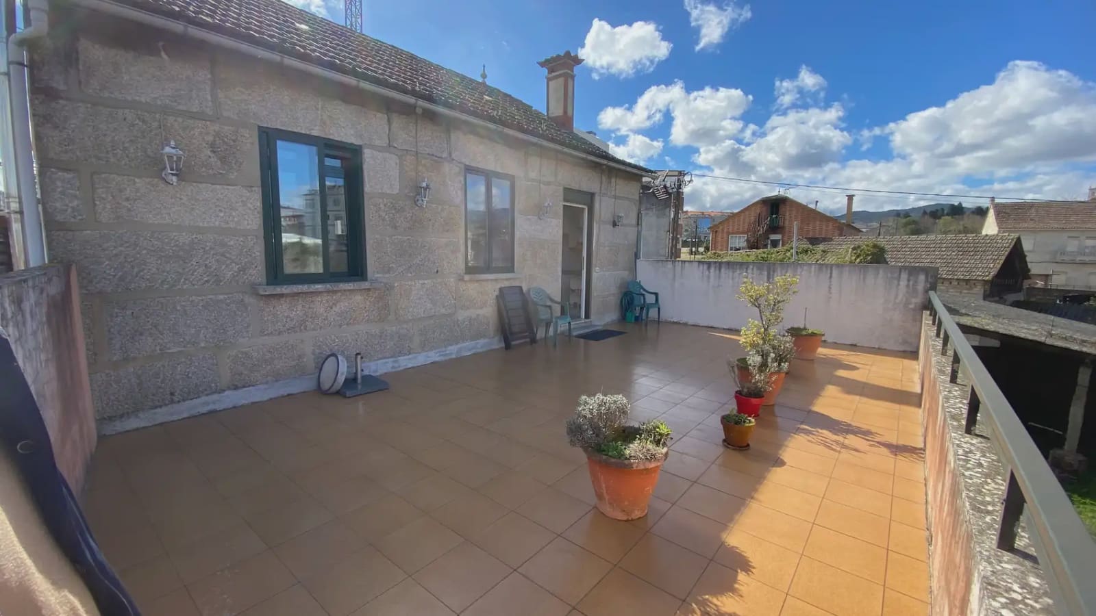 3 bedroom Semi-detached Villa for sale in Tui with garage - € 250,000 (Ref: 9745906)