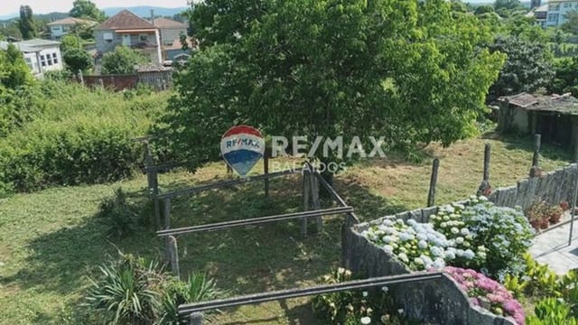 3 camera da letto Villetta Bifamiliare in vendita in Tui con garage - 250.000 € (Rif: 9745906)