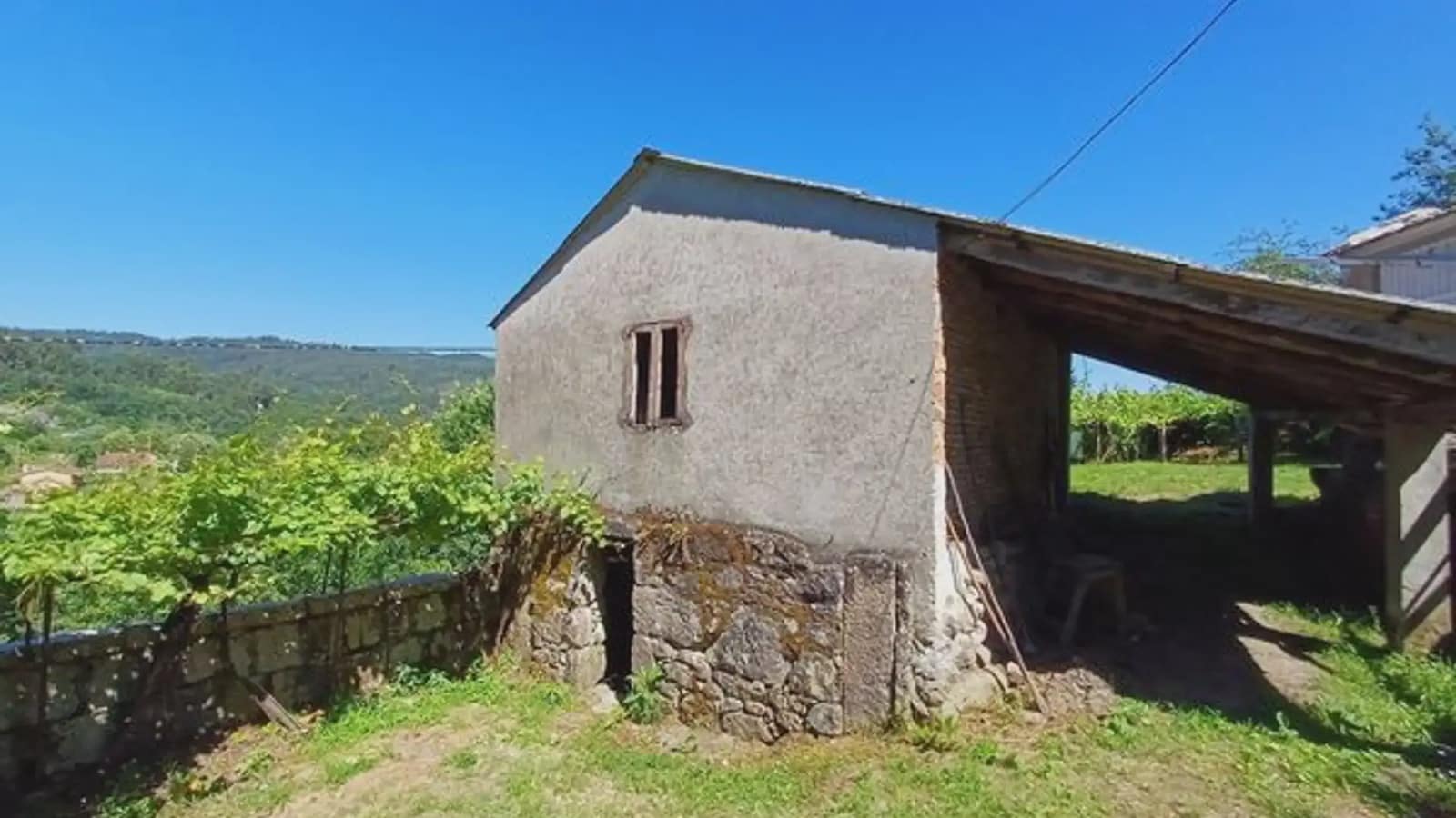 Finca/Casa Rural de 2 habitaciones en A Cañiza en venta con garaje - 79.000 € (Ref: 9745907)