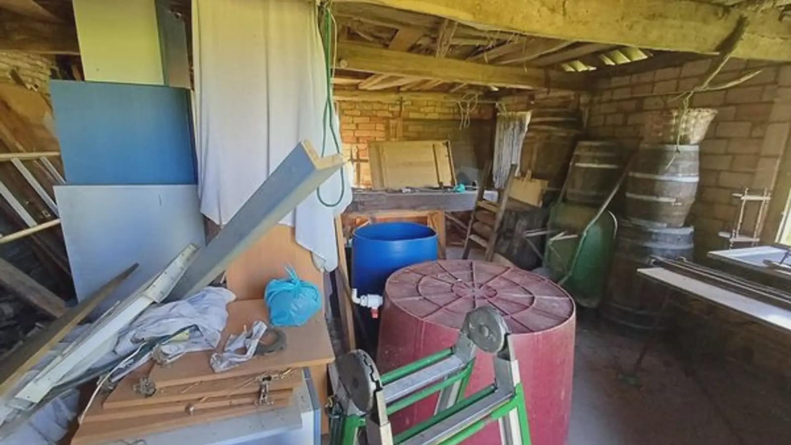 Finca/Casa Rural de 2 habitaciones en A Cañiza en venta con garaje - 79.000 € (Ref: 9745907)