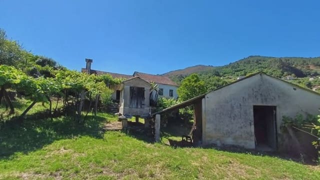 Finca/Casa Rural de 2 habitaciones en A Cañiza en venta con garaje - 79.000 € (Ref: 9745907)