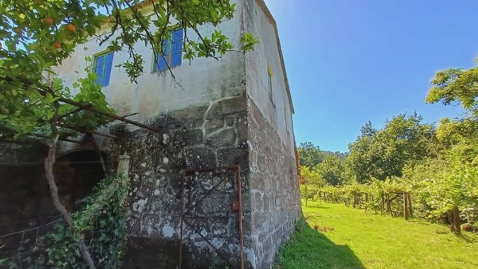 Finca/Casa Rural de 2 habitaciones en A Cañiza en venta con garaje - 79.000 € (Ref: 9745907)