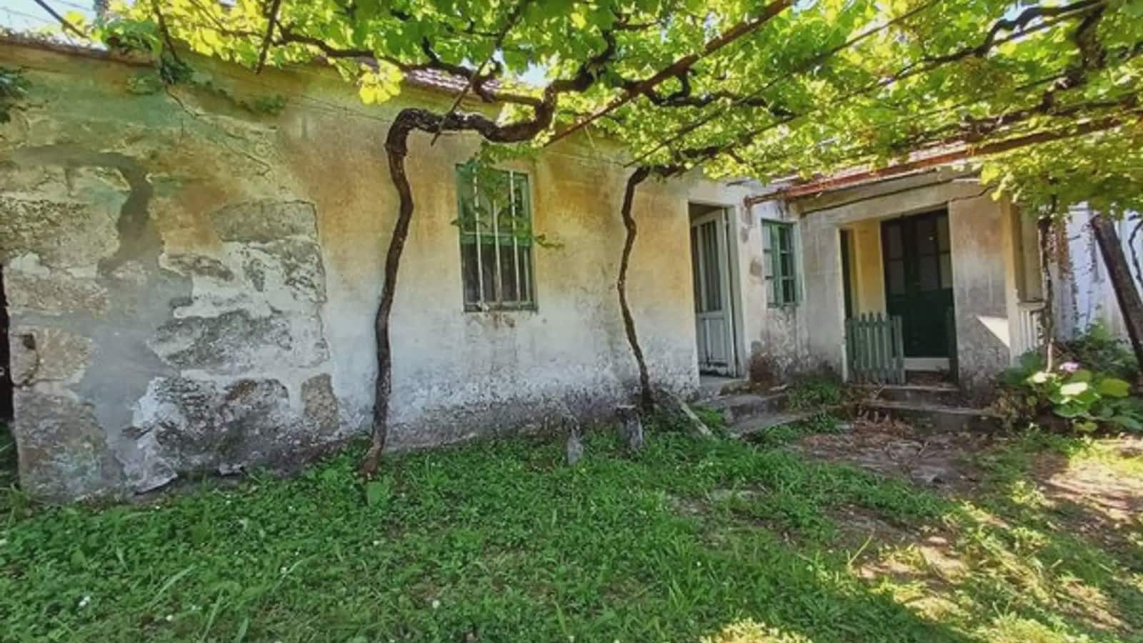 Finca/Casa Rural de 2 habitaciones en A Cañiza en venta con garaje - 79.000 € (Ref: 9745907)