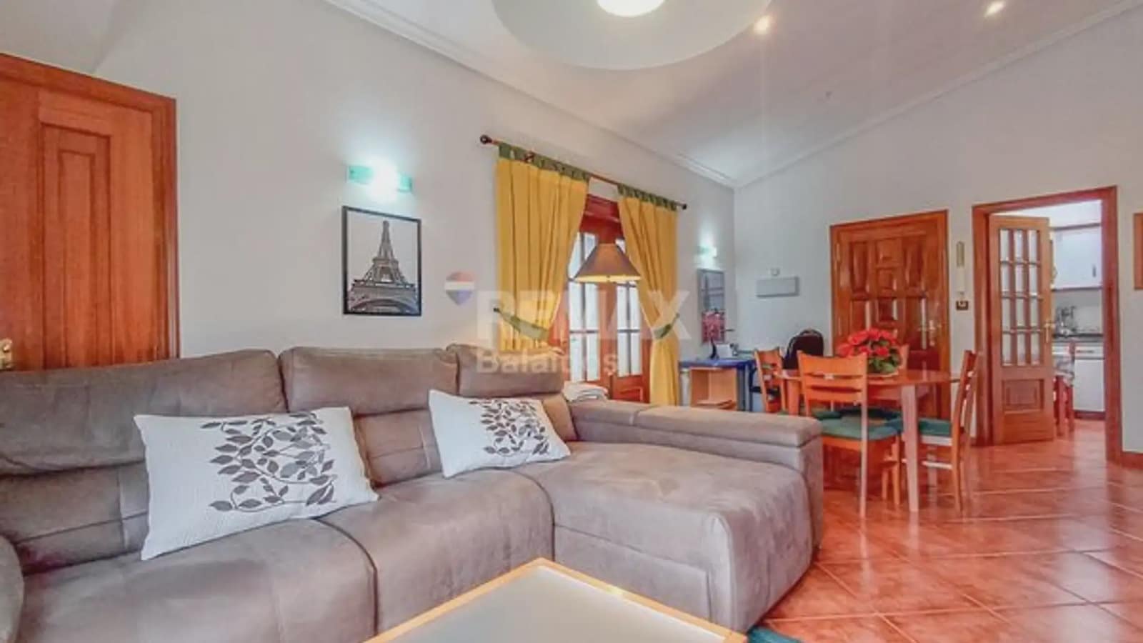 Negocio de 9 habitaciones en A Cañiza en venta con garaje - 449.000 € (Ref: 9745909)