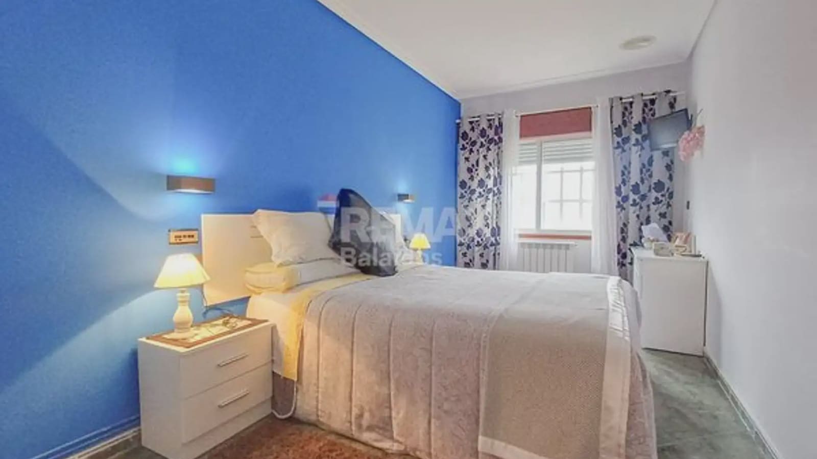 Negocio de 9 habitaciones en A Cañiza en venta con garaje - 449.000 € (Ref: 9745909)