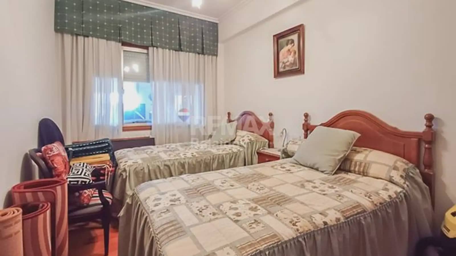 Negocio de 9 habitaciones en A Cañiza en venta con garaje - 449.000 € (Ref: 9745909)