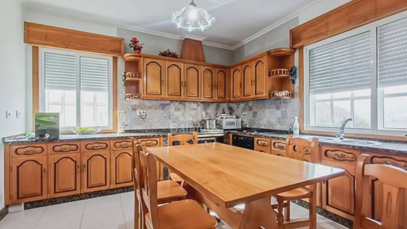 Negocio de 9 habitaciones en A Cañiza en venta con garaje - 449.000 € (Ref: 9745909)