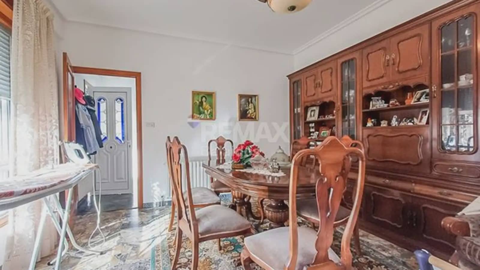 Negocio de 9 habitaciones en A Cañiza en venta con garaje - 449.000 € (Ref: 9745909)