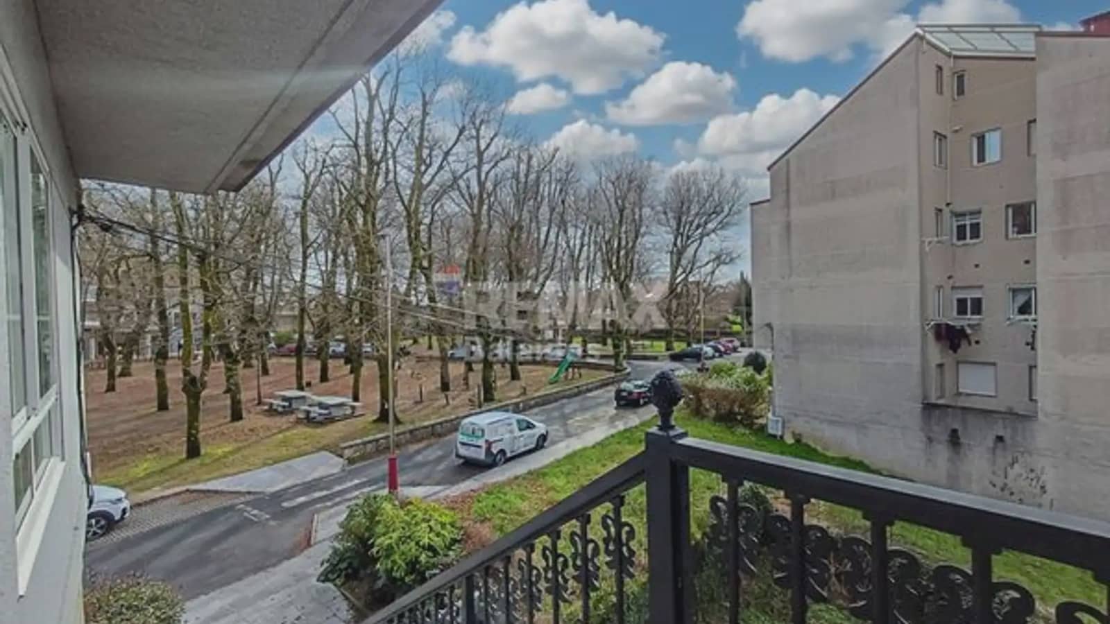 Negocio de 9 habitaciones en A Cañiza en venta con garaje - 449.000 € (Ref: 9745909)