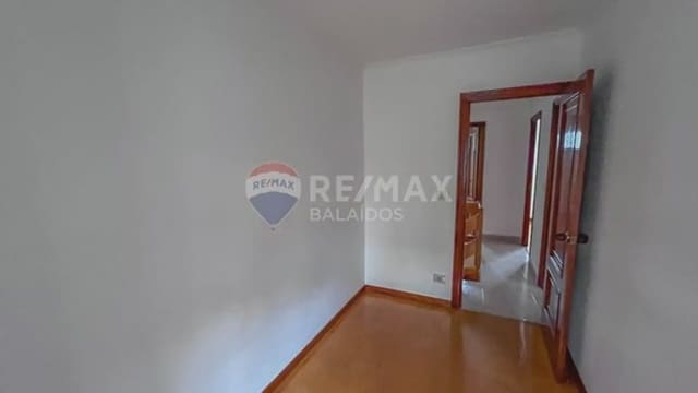 Casa de 3 habitaciones en Vigo en venta - 160.000 € (Ref: 9745910)