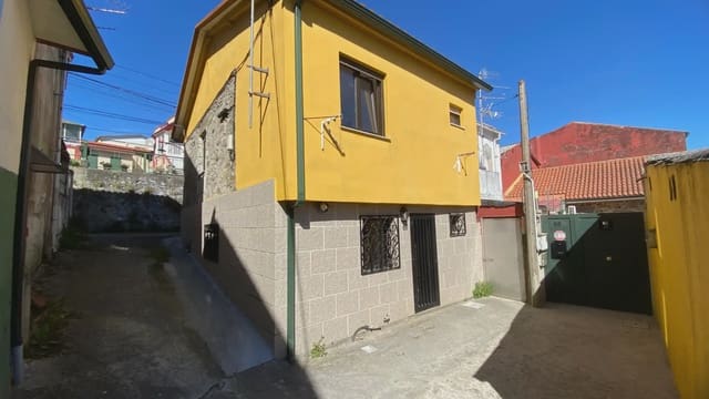 Casa de 3 habitaciones en Vigo en venta - 160.000 € (Ref: 9745910)