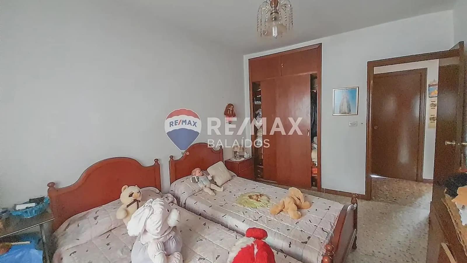 4 bedroom Villa for sale in Ponteareas with garage - € 250,000 (Ref: 9746722)