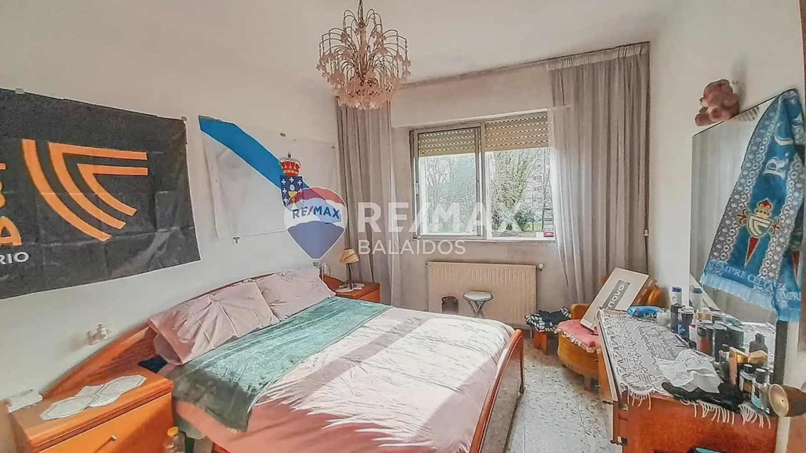 4 bedroom Villa for sale in Ponteareas with garage - € 250,000 (Ref: 9746722)