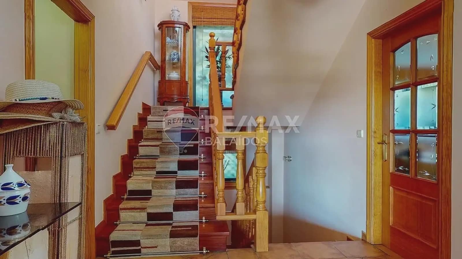 4 Zimmer Villa zu verkaufen in Gondomar mit Pool Garage - 485.000 € (Ref: 9746723)