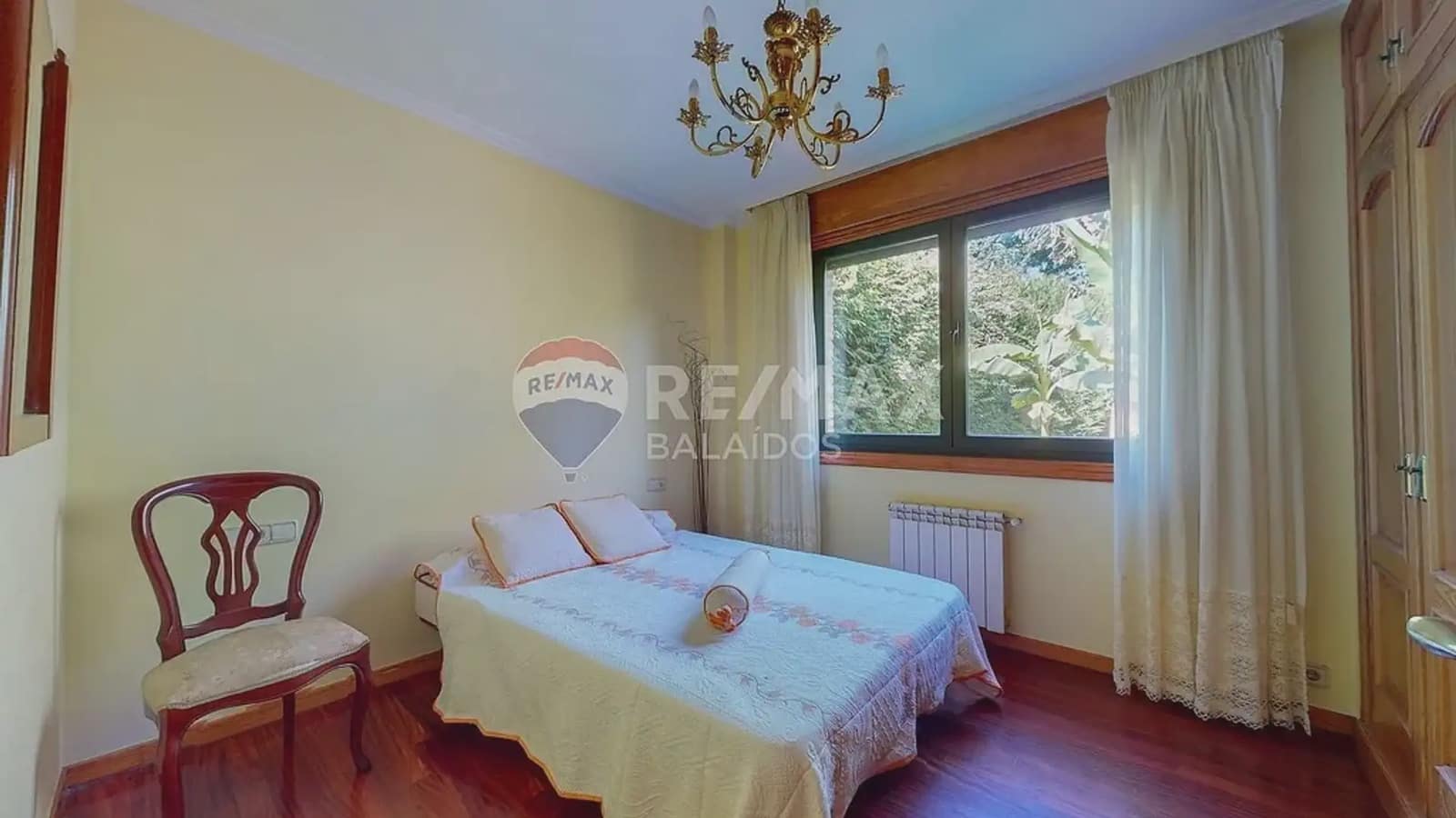 4 Zimmer Villa zu verkaufen in Gondomar mit Pool Garage - 485.000 € (Ref: 9746723)