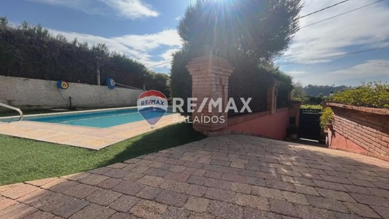 4 Zimmer Villa zu verkaufen in Gondomar mit Pool Garage - 485.000 € (Ref: 9746723)