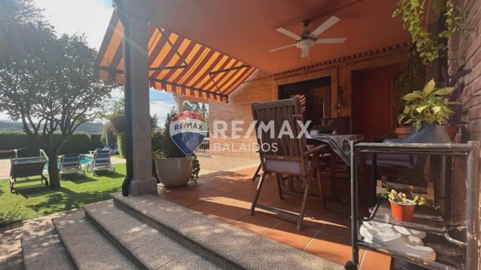 4 Zimmer Villa zu verkaufen in Gondomar mit Pool Garage - 485.000 € (Ref: 9746723)