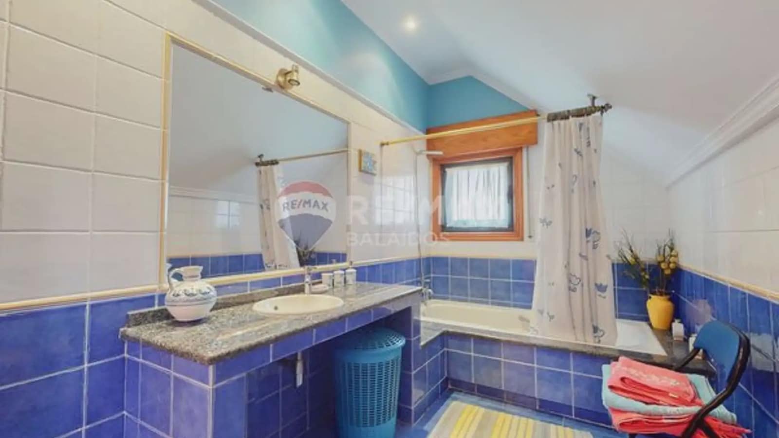 4 Zimmer Villa zu verkaufen in Gondomar mit Pool Garage - 485.000 € (Ref: 9746723)