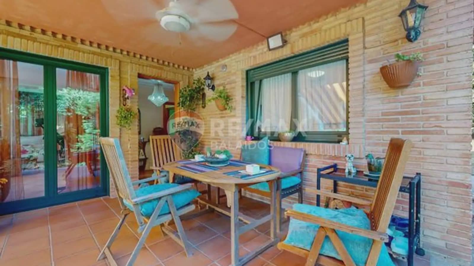 4 Zimmer Villa zu verkaufen in Gondomar mit Pool Garage - 485.000 € (Ref: 9746723)