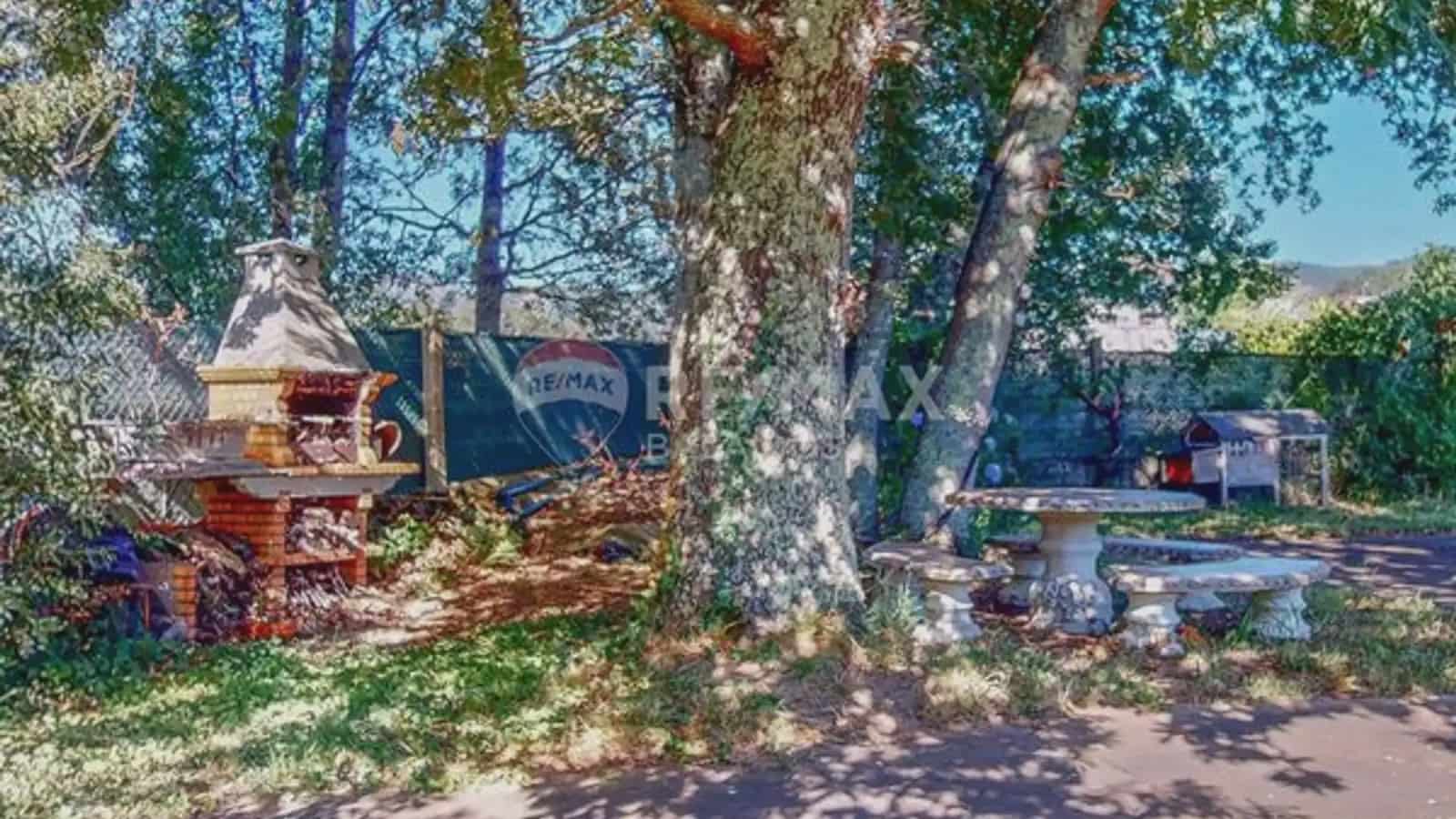 4 Zimmer Villa zu verkaufen in Gondomar mit Pool Garage - 485.000 € (Ref: 9746723)