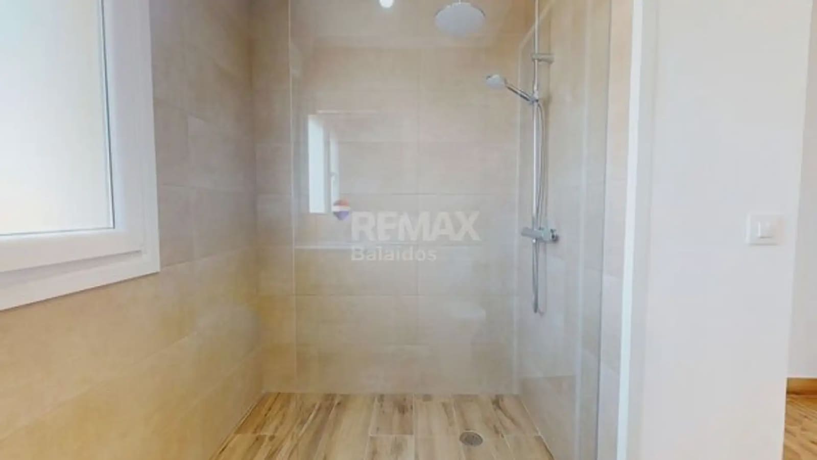 4 soveværelse Villa til salg i Oia - € 340.000 (Ref: 9747279)