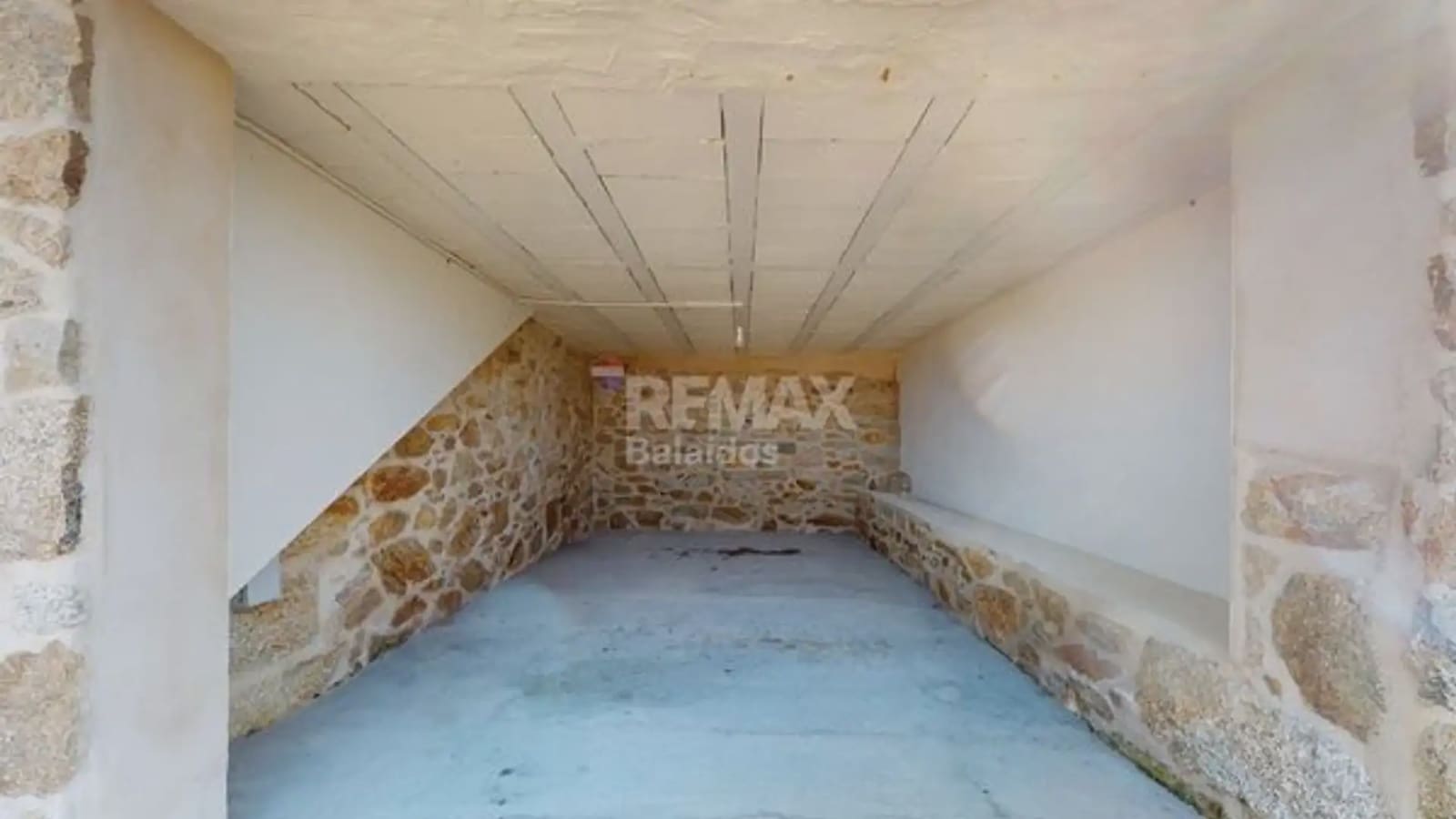 4 soveværelse Villa til salg i Oia - € 340.000 (Ref: 9747279)