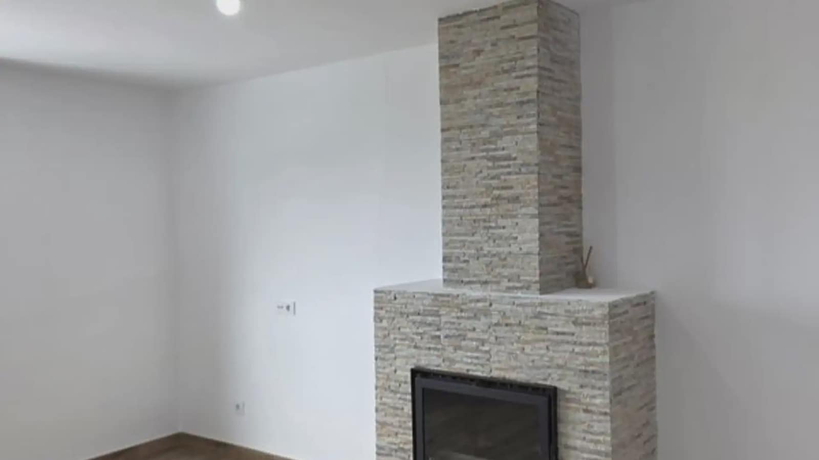 4 soveværelse Villa til salg i Oia - € 340.000 (Ref: 9747279)