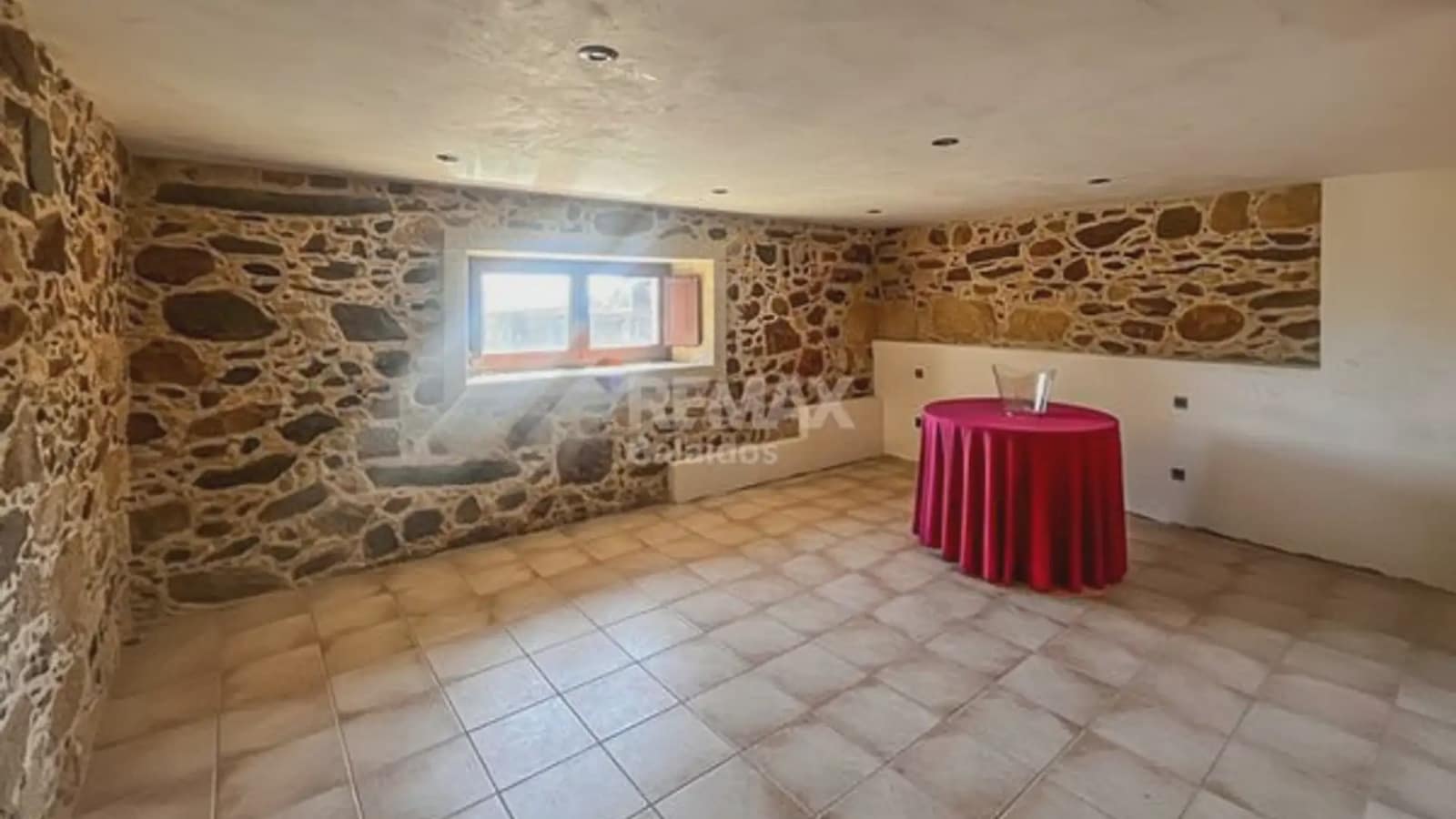 3 soveværelse Finca/Landehus til salg i O Rosal med garage - € 395.000 (Ref: 9747433)