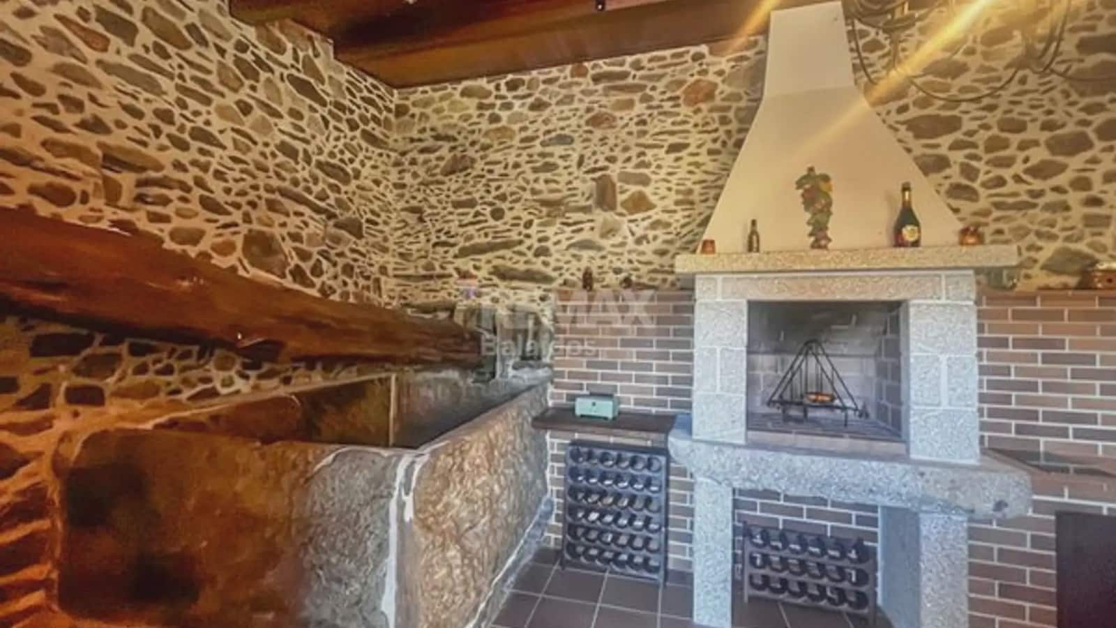 3 soveværelse Finca/Landehus til salg i O Rosal med garage - € 395.000 (Ref: 9747433)