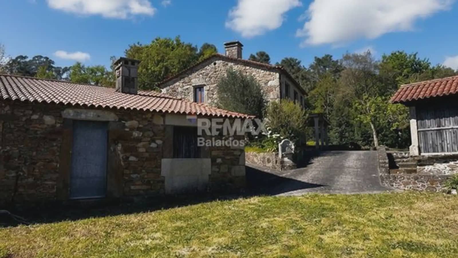 3 soveværelse Finca/Landehus til salg i O Rosal med garage - € 395.000 (Ref: 9747433)