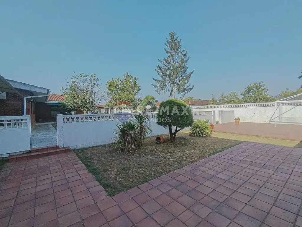 5 sovrum Finca/Hus på landet till salu i Tomino med pool garage - 348 000 € (Ref: 9762251)