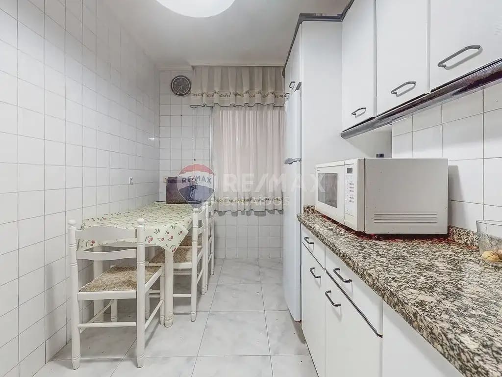 3 soverom Leilighet til salgs i Pontevedra by med garasje - € 198 000 (Ref: 9762290)