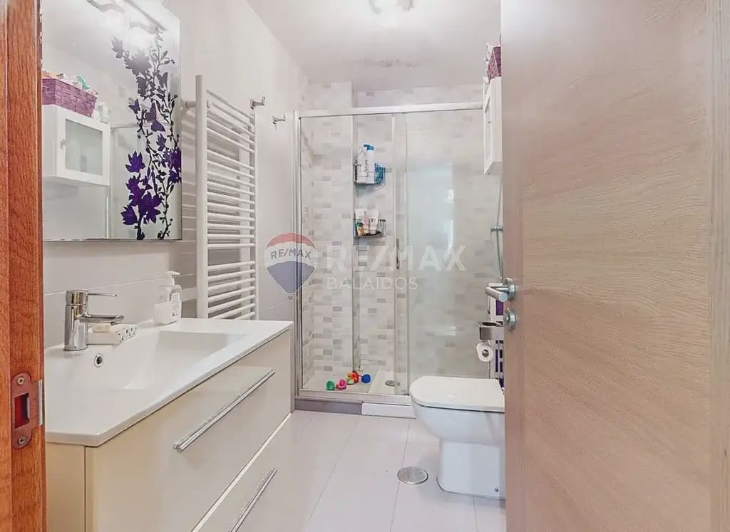 Piso de 2 habitaciones en Vigo en venta con garaje - 295.000 € (Ref: 9762291)