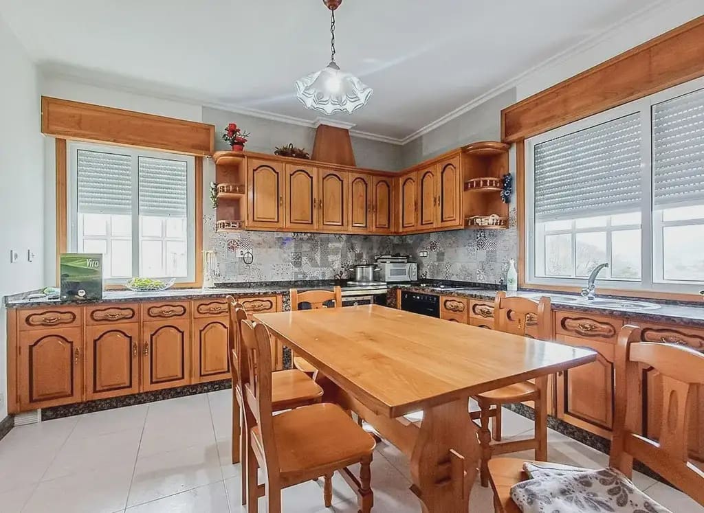 5 soverom Leilighet til salgs i A Caniza - € 159 000 (Ref: 9762292)