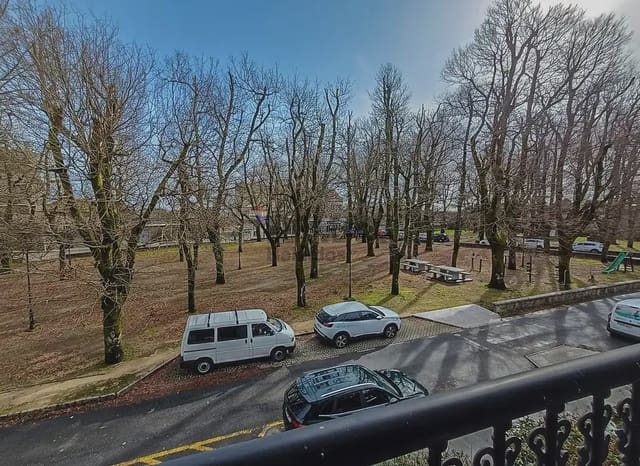 5 soverom Leilighet til salgs i A Cañiza - € 159 000 (Ref: 9762292)