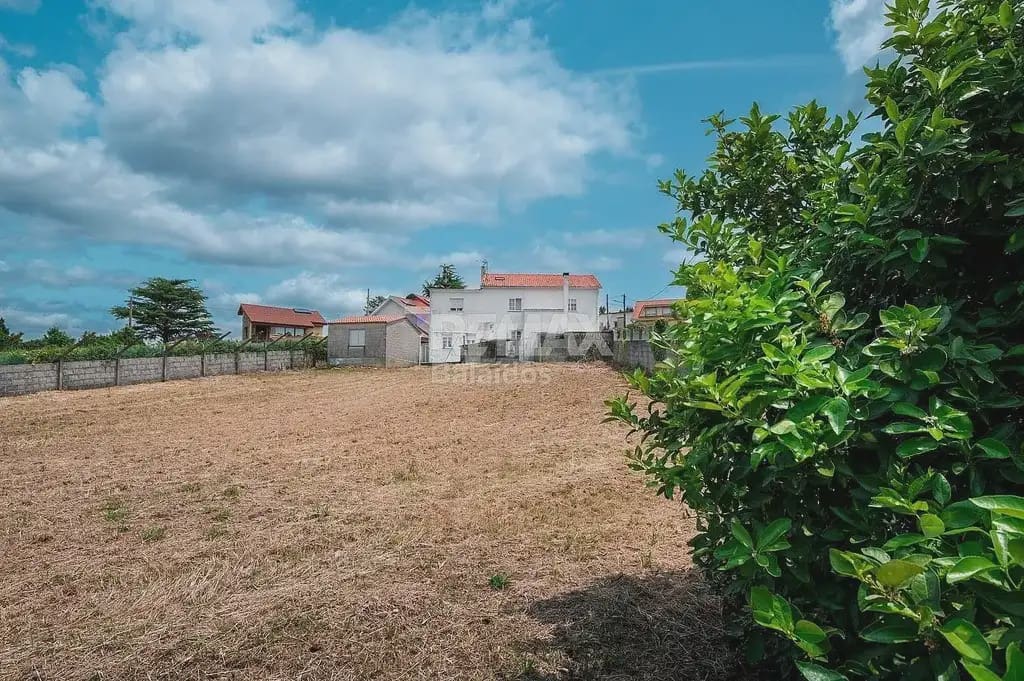 7 slaapkamer Villa te koop in A Pobra do Caraminal met garage - € 340.000 (Ref: 9762297)