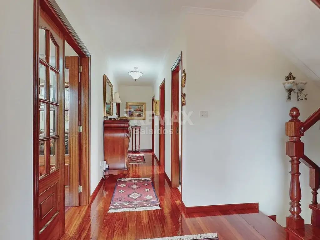 5 soverom Villa til salgs i Ponteareas med garasje - € 425 000 (Ref: 9762298)