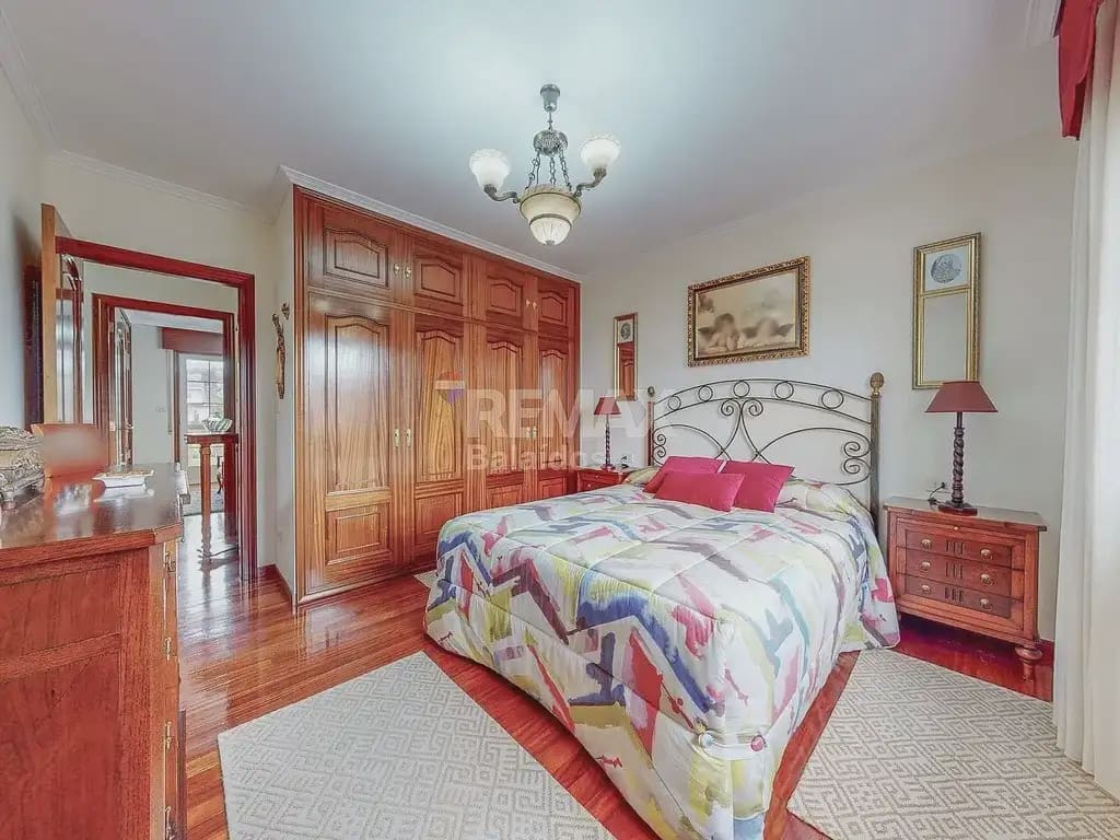 5 soverom Villa til salgs i Ponteareas med garasje - € 425 000 (Ref: 9762298)