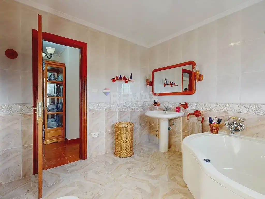 5 soverom Villa til salgs i Ponteareas med garasje - € 425 000 (Ref: 9762298)