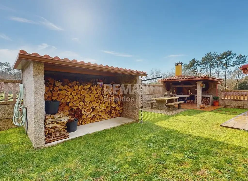 5 soverom Villa til salgs i Ponteareas med garasje - € 425 000 (Ref: 9762298)