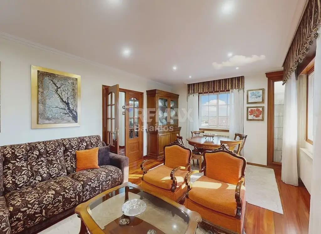 5 soverom Villa til salgs i Ponteareas med garasje - € 425 000 (Ref: 9762298)