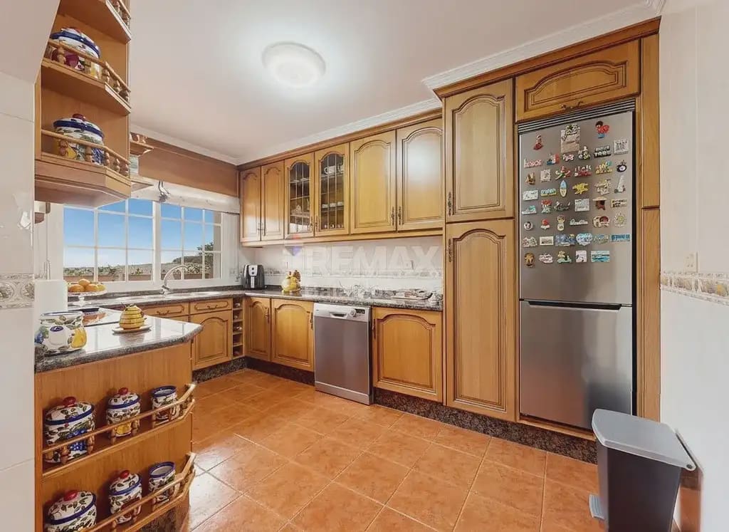 5 soverom Villa til salgs i Ponteareas med garasje - € 425 000 (Ref: 9762298)